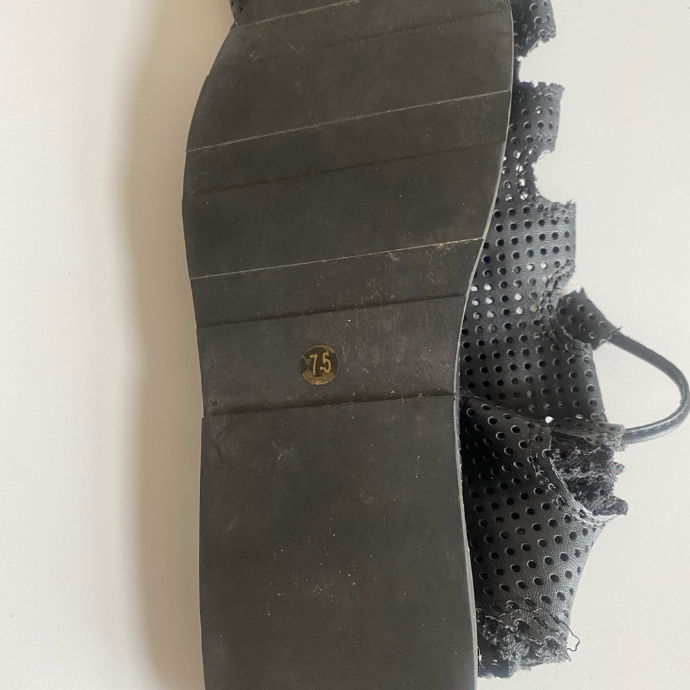 Jeffrey Campbell size 7.5 - Picture 11 of 11